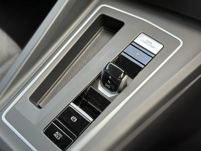 VOLKSWAGEN VOLKSWAGEN GOLF VARIANT 2024