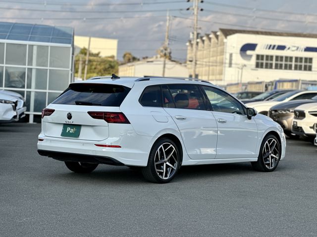 VOLKSWAGEN VOLKSWAGEN GOLF VARIANT 2024