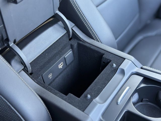 JAGUAR JAGUAR F-PACE 2024