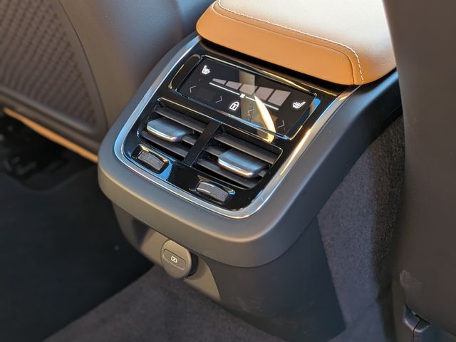 VOLVO VOLVO V60 CROSS COUNTRY 2024