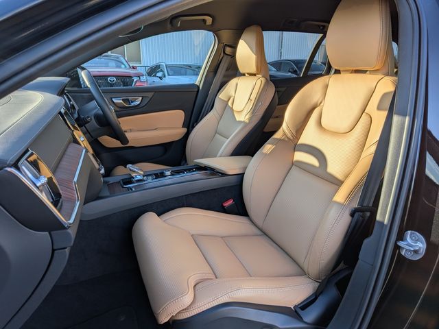 VOLVO VOLVO V60 CROSS COUNTRY 2024