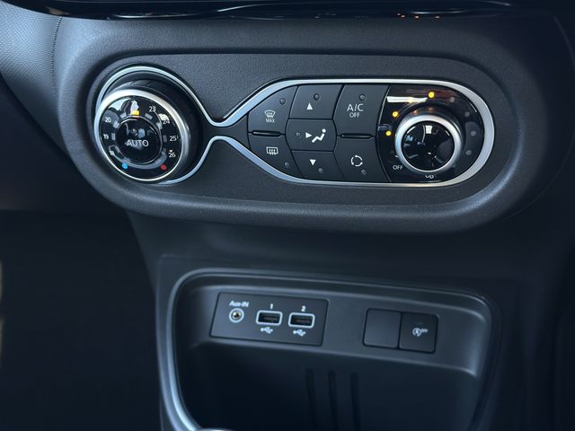 RENAULT RENAULT TWINGO 2024