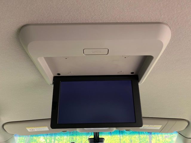 NISSAN SERENA  S-HYBRID 2014