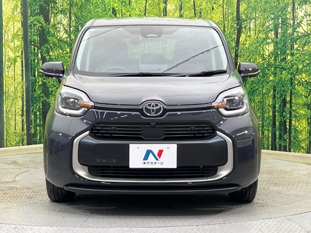 TOYOTA SIENTA HYBRID 2024