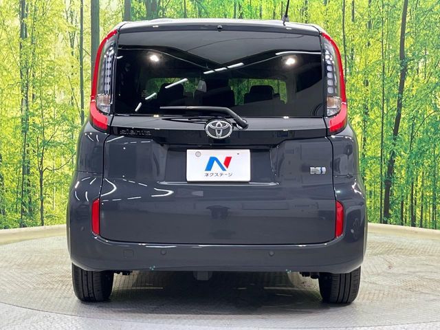 TOYOTA SIENTA HYBRID 2024