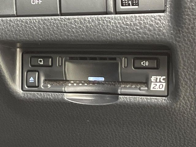 TOYOTA HARRIER 4WD 2023