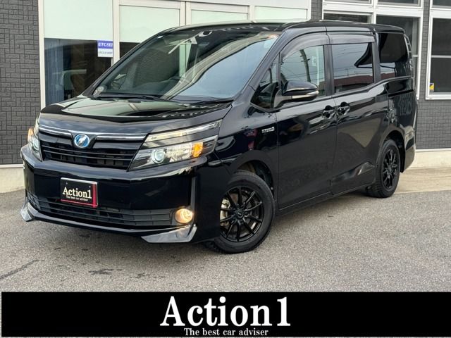 TOYOTA VOXY HYBRID 2016