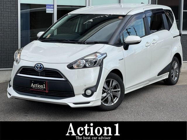 TOYOTA SIENTA HYBRID 2017