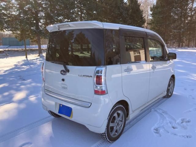 SUBARU LUCRA CUSTOM 4WD 2010