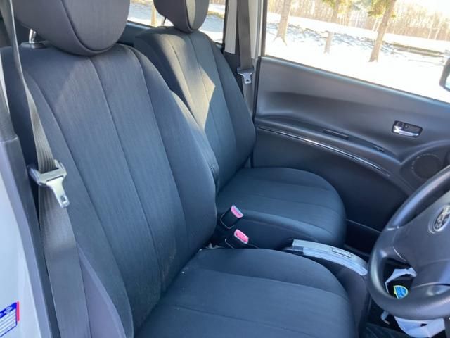 SUBARU LUCRA CUSTOM 4WD 2010