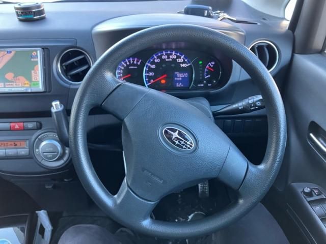 SUBARU LUCRA CUSTOM 4WD 2010