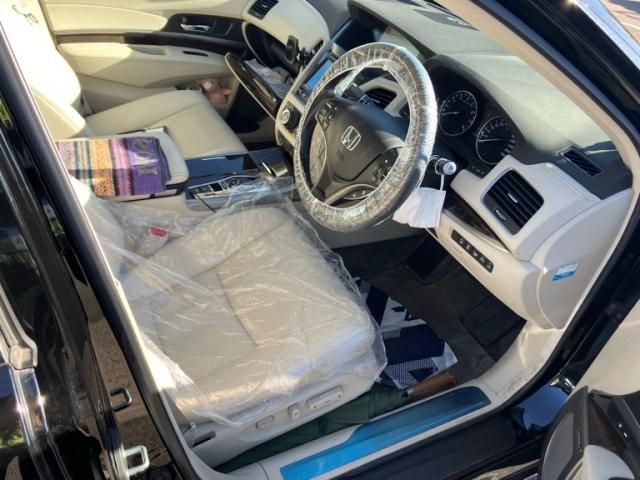 HONDA LEGEND HYBRID 2015