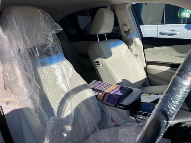 HONDA LEGEND HYBRID 2015