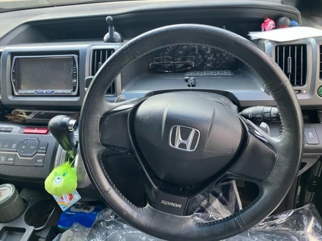 HONDA STEPWAGON SPADA 2010