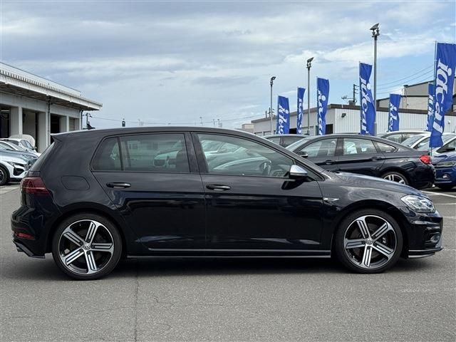 VOLKSWAGEN VOLKSWAGEN GOLF R 2017