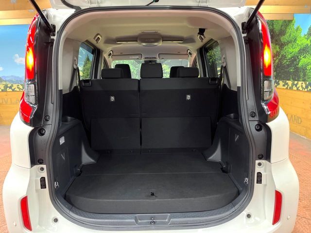 TOYOTA SIENTA HYBRID 2023