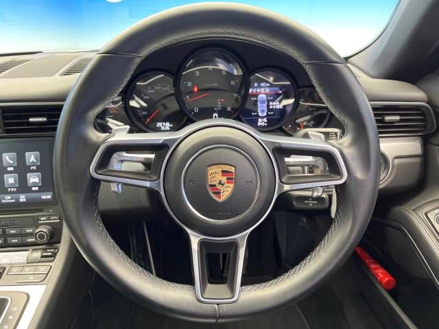 PORSCHE PORSCHE 911 2016