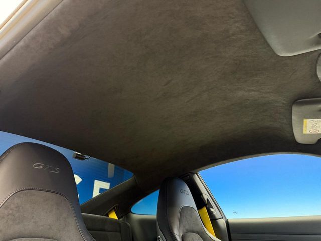 PORSCHE PORSCHE 911 2017