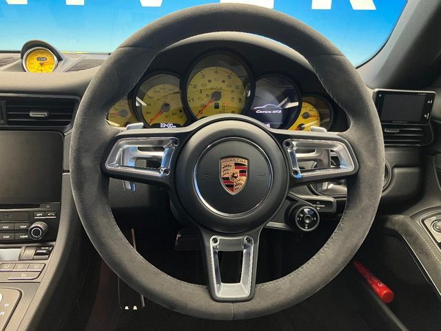 PORSCHE PORSCHE 911 2017