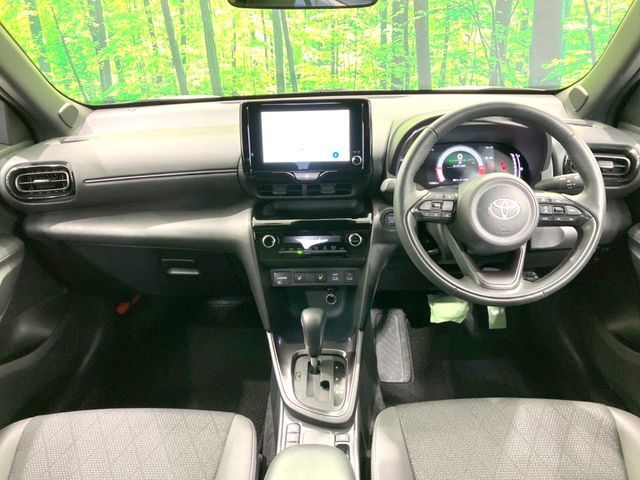 TOYOTA YARIS CROSS 2025