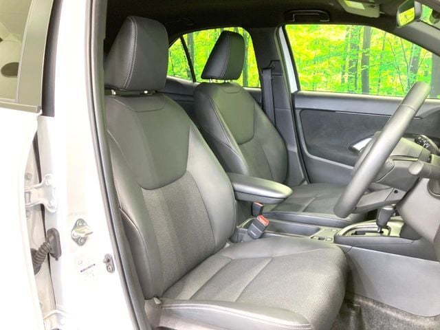 TOYOTA YARIS CROSS 2025