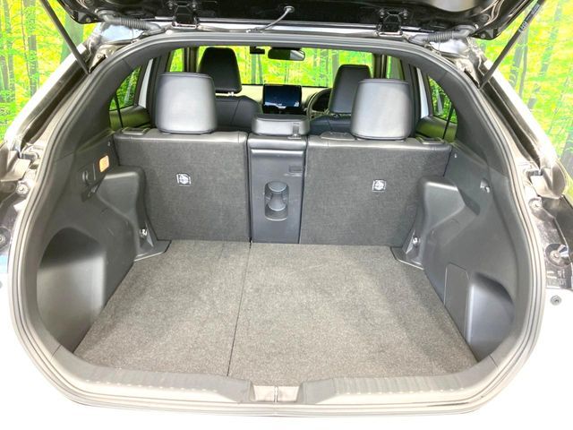 TOYOTA YARIS CROSS 2025