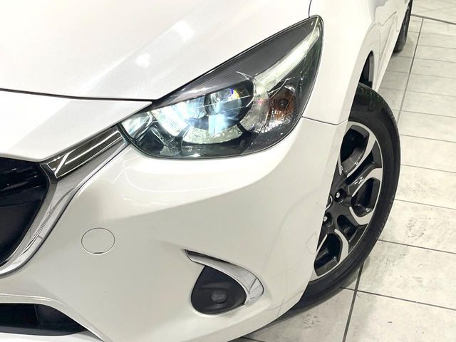 MAZDA DEMIO 2017