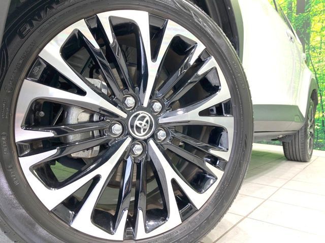 TOYOTA YARIS CROSS HYBRID 2024