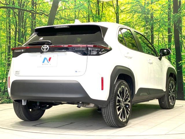 TOYOTA YARIS CROSS HYBRID 2024