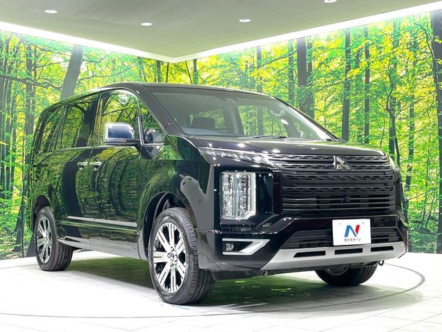 MITSUBISHI DELICA D:5 4WD 2023