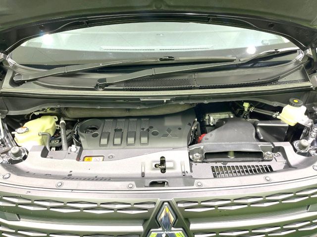 MITSUBISHI DELICA D:5 4WD 2023