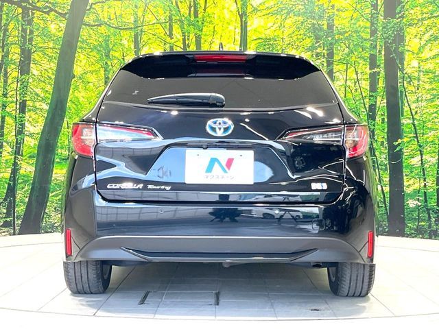 TOYOTA COROLLA TOURING HYBRID 2022