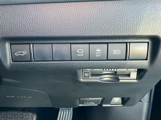 TOYOTA HARRIER HYBRID 2021