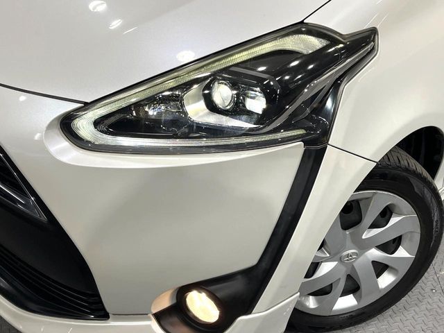 TOYOTA SIENTA 2016