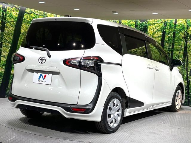 TOYOTA SIENTA 2016
