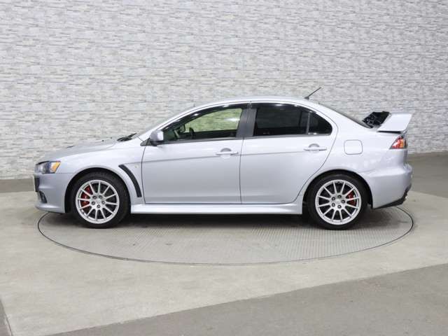 MITSUBISHI LANCER  4WD 2014