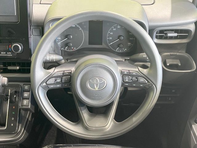 TOYOTA SIENTA HYBRID 2025