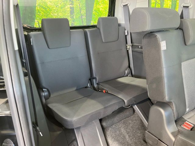 TOYOTA SIENTA HYBRID 2025