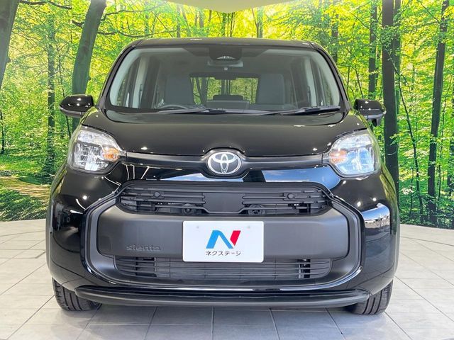 TOYOTA SIENTA HYBRID 2025