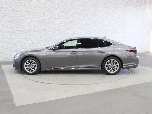 TOYOTA LEXUS LS500h 4WD 2020
