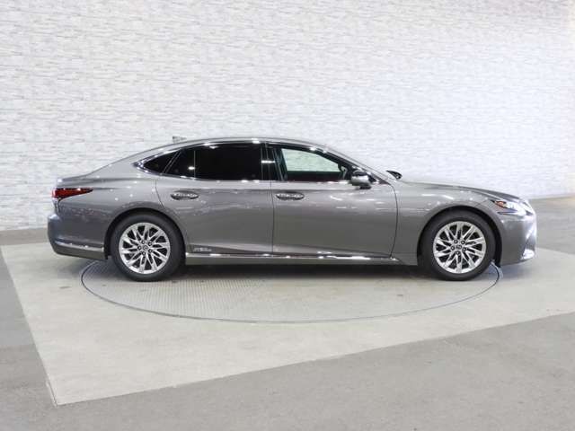 TOYOTA LEXUS LS500h 4WD 2020