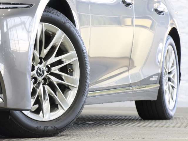 TOYOTA LEXUS LS500h 4WD 2020