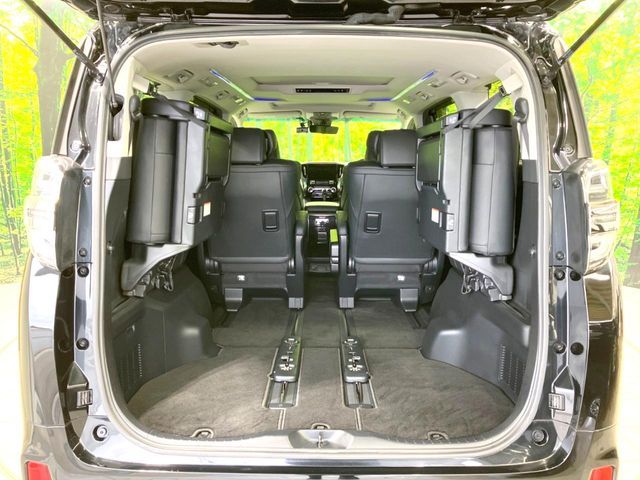 TOYOTA VELLFIRE 2019