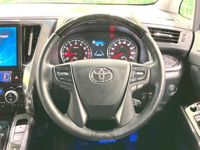 TOYOTA VELLFIRE 2019