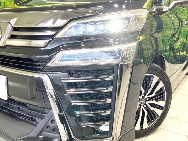 TOYOTA VELLFIRE 2019