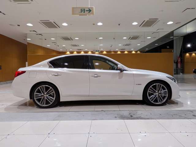 NISSAN SKYLINE HYBRID 2014