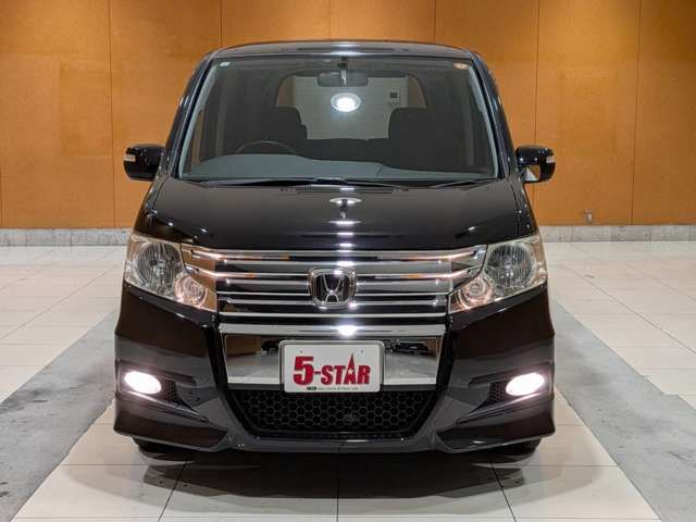 HONDA STEPWAGON SPADA 2010