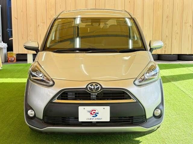TOYOTA SIENTA 2017