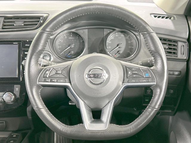 NISSAN X-TRAIL HYBRID 4WD 2019