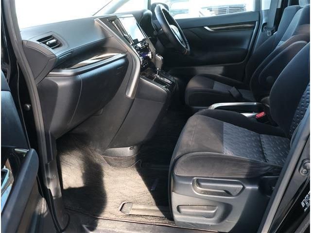 TOYOTA VELLFIRE 2016